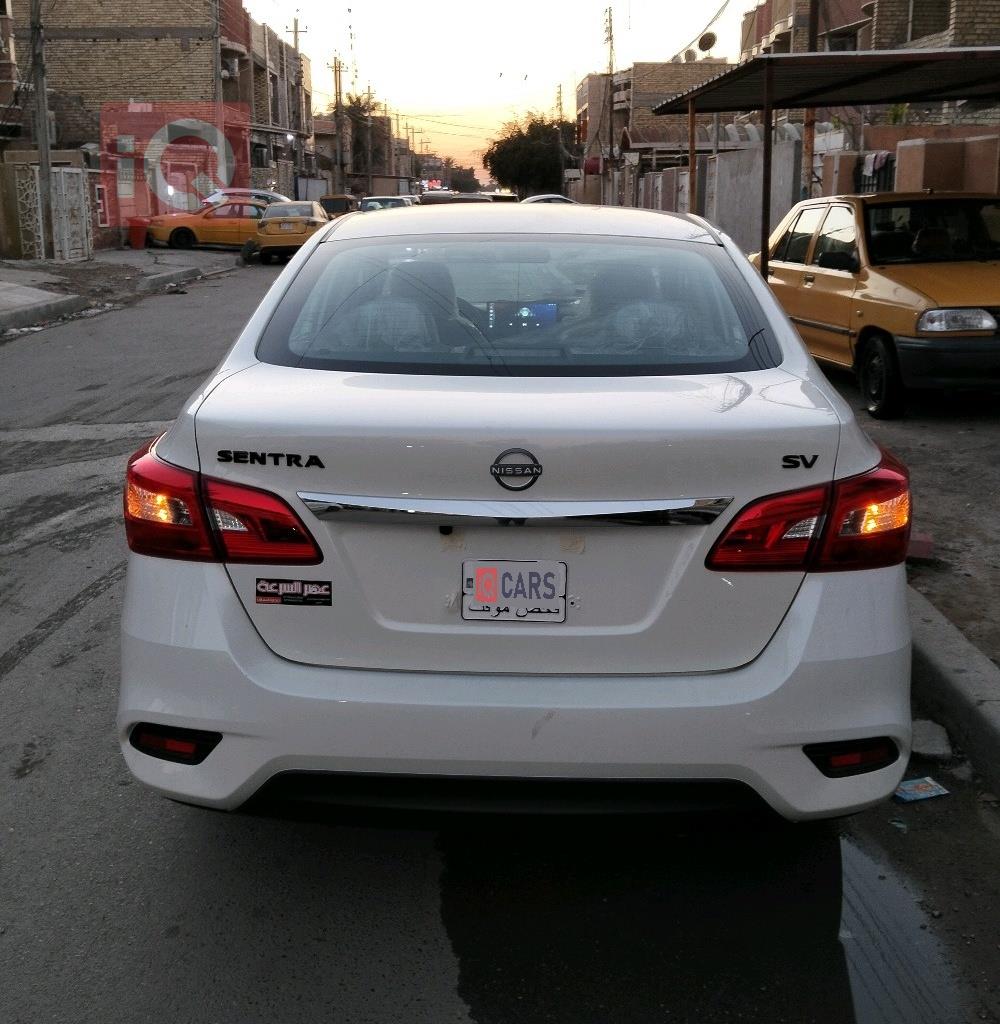 نیسان سێنترا